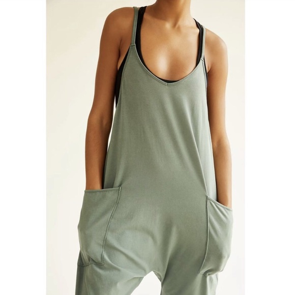 RARE! 🌲 Just Sharing FREE PEOPLE MOVEMENT LUSH PINE HOT SHOT ONESIE JUMPSUIT XS - Picture 3 of 3